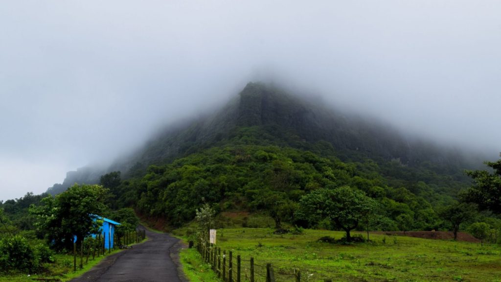 Lonavala Or Igatpuri Which Is Better? Lonavala 4