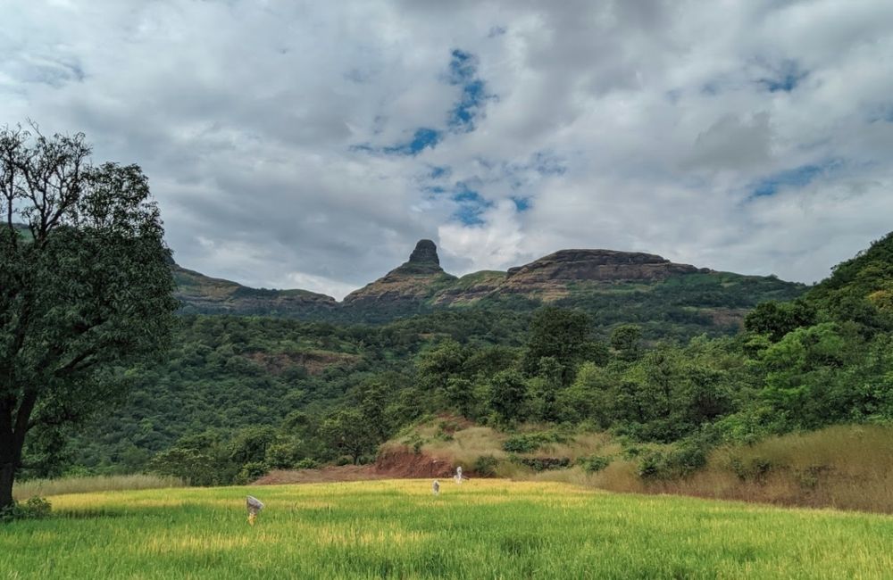 Top Igatpuri Trekking Places To Visit This Weekend Ratangadh 2