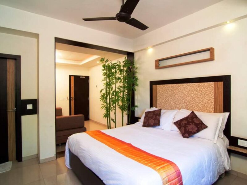Hotel Near Igatpuri Railway Station | Best Stay Guide for Travelers