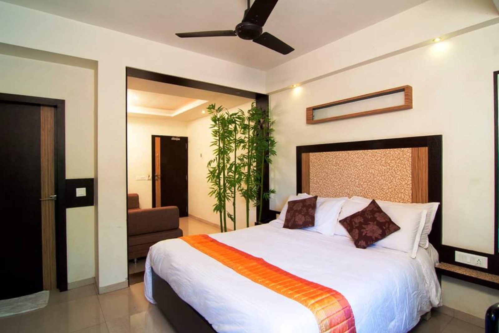 Hotel Near Igatpuri Railway Station | Best Stay Guide for Travelers